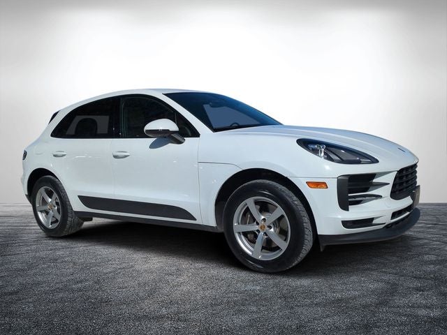 2021 Porsche Macan Base