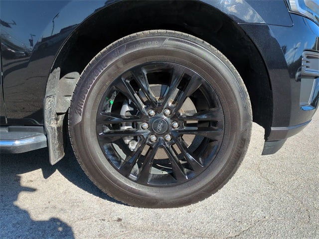 2022 Ford Expedition Max XLT