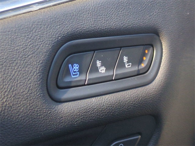 2022 Cadillac Escalade ESV Premium