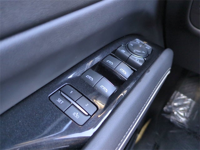 2022 Cadillac Escalade ESV Premium