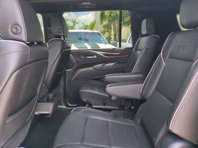 2022 Cadillac Escalade ESV Premium