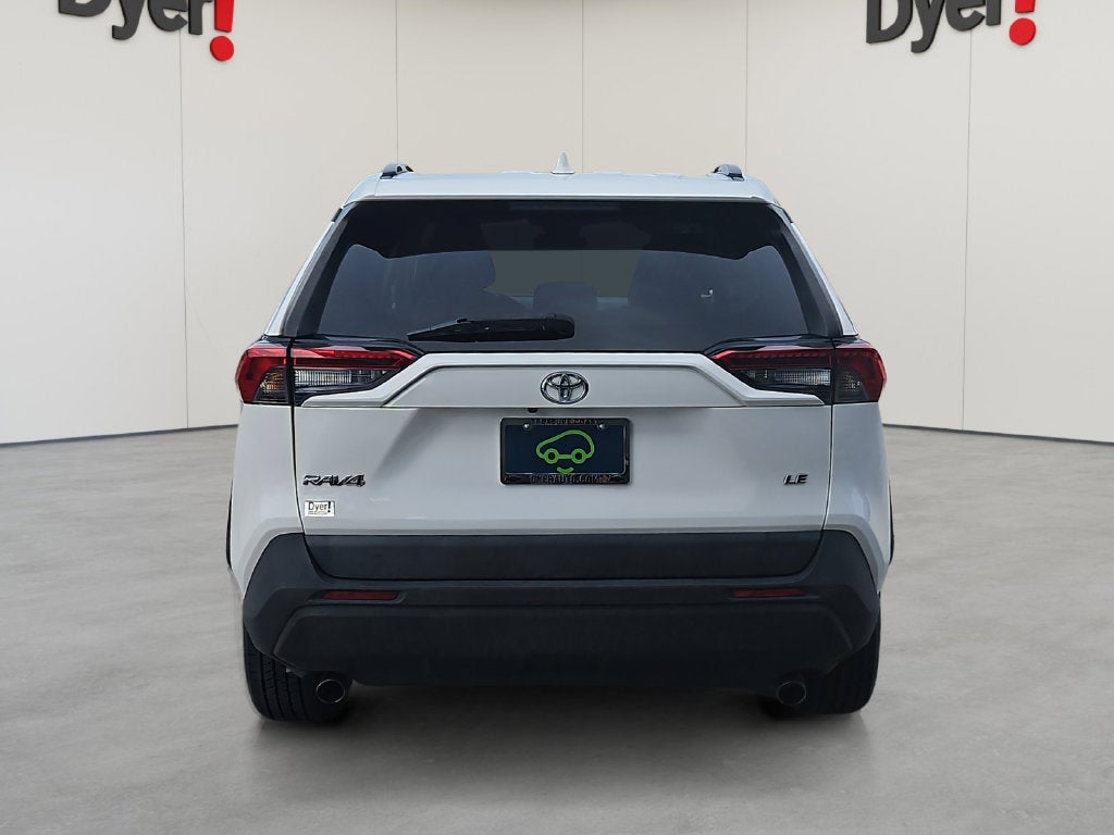 2021 Toyota RAV4 LE