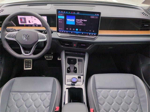 2025 Volkswagen Tiguan 2.0T SEL R-Line