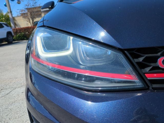 2017 Volkswagen Golf GTI Sport