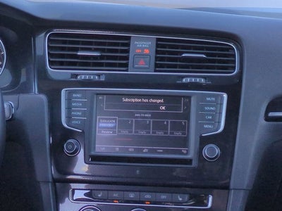 2017 Volkswagen Golf GTI Sport