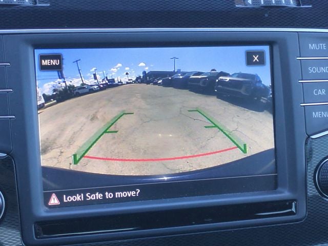 2017 Volkswagen Golf GTI Sport