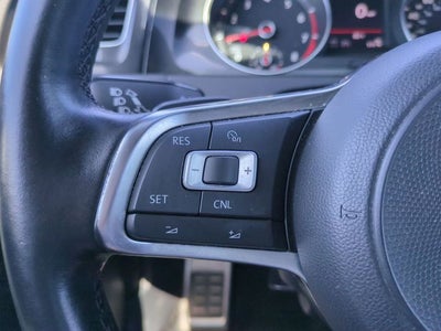 2017 Volkswagen Golf GTI Sport