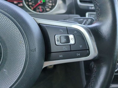 2017 Volkswagen Golf GTI Sport