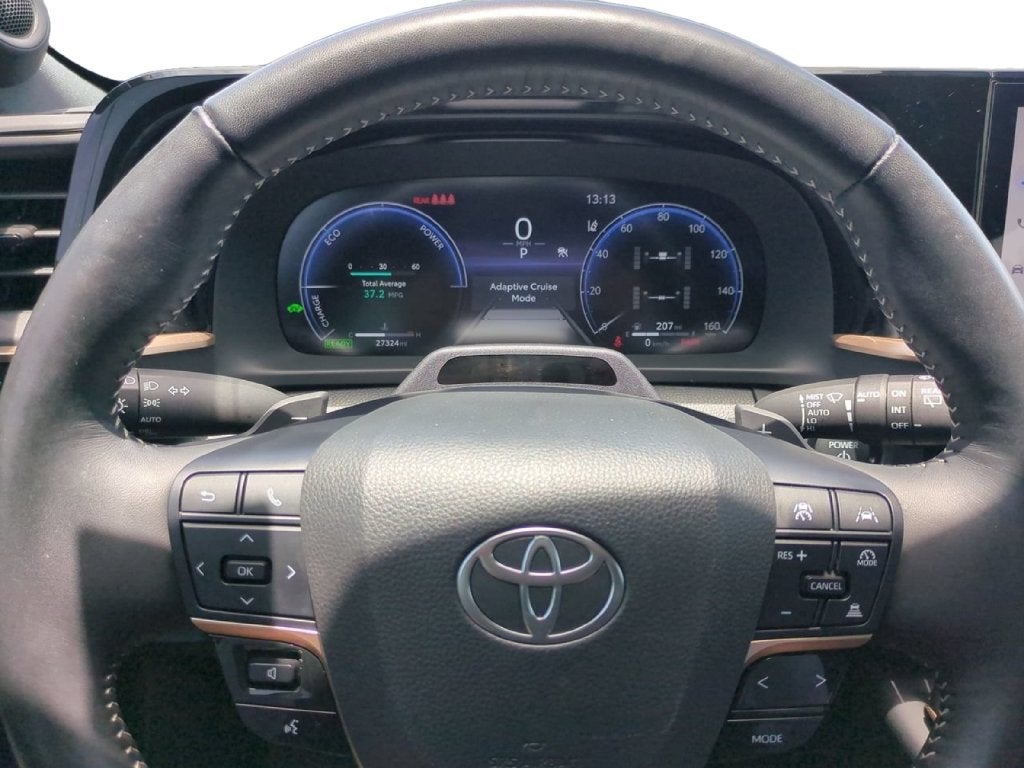 2025 Toyota Crown Signia Limited