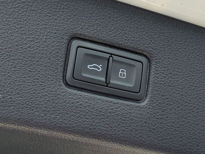 2022 Audi Q7 55 Premium Plus quattro