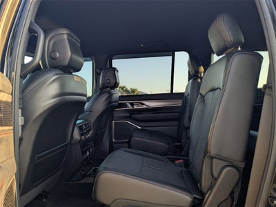 2025 Jeep Wagoneer Series II