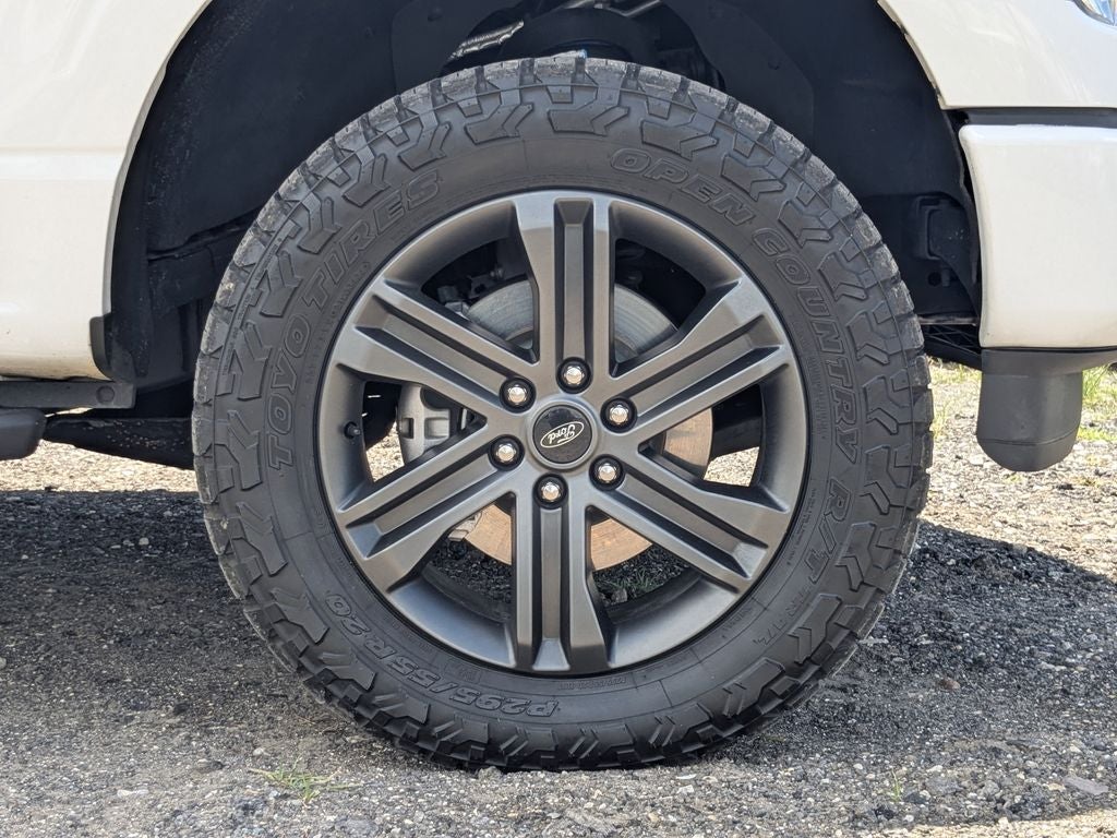 2022 Ford F-150 XLT