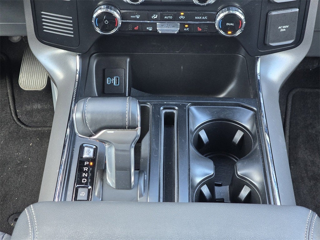 2023 Ford F-150 Lightning XLT