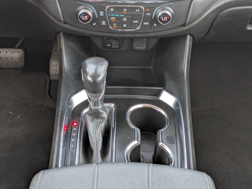 2021 Chevrolet Traverse LT Leather