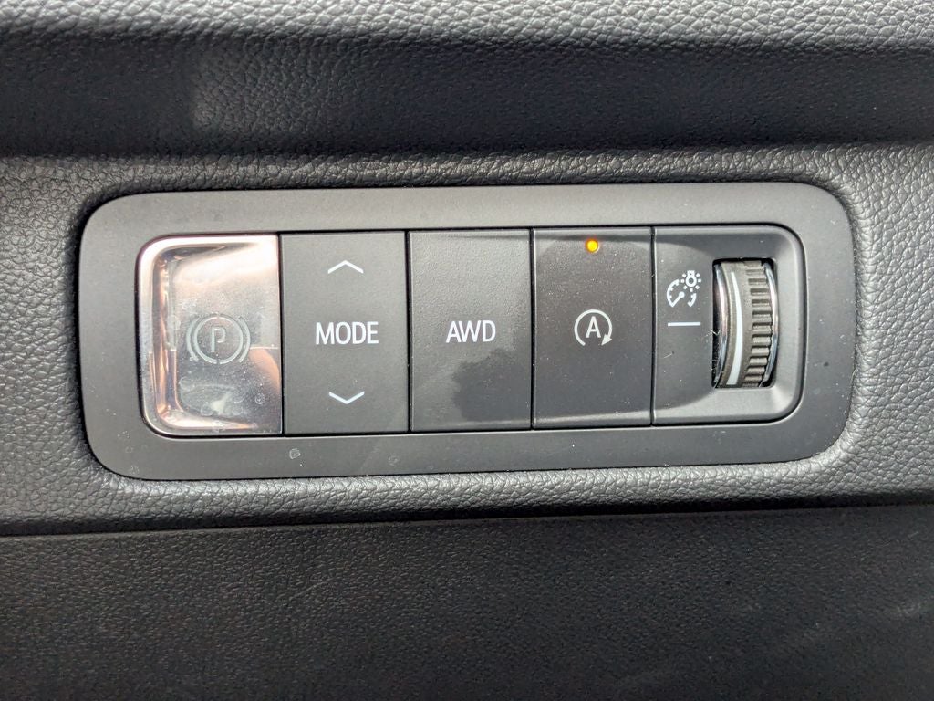 2024 Chevrolet Traverse LS