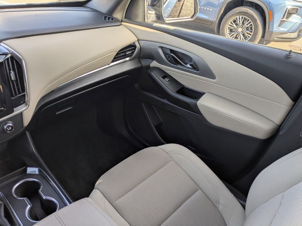 2022 Chevrolet Traverse LS