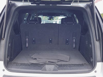 2025 Chevrolet Suburban LT