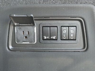 2022 Cadillac Escalade ESV Premium