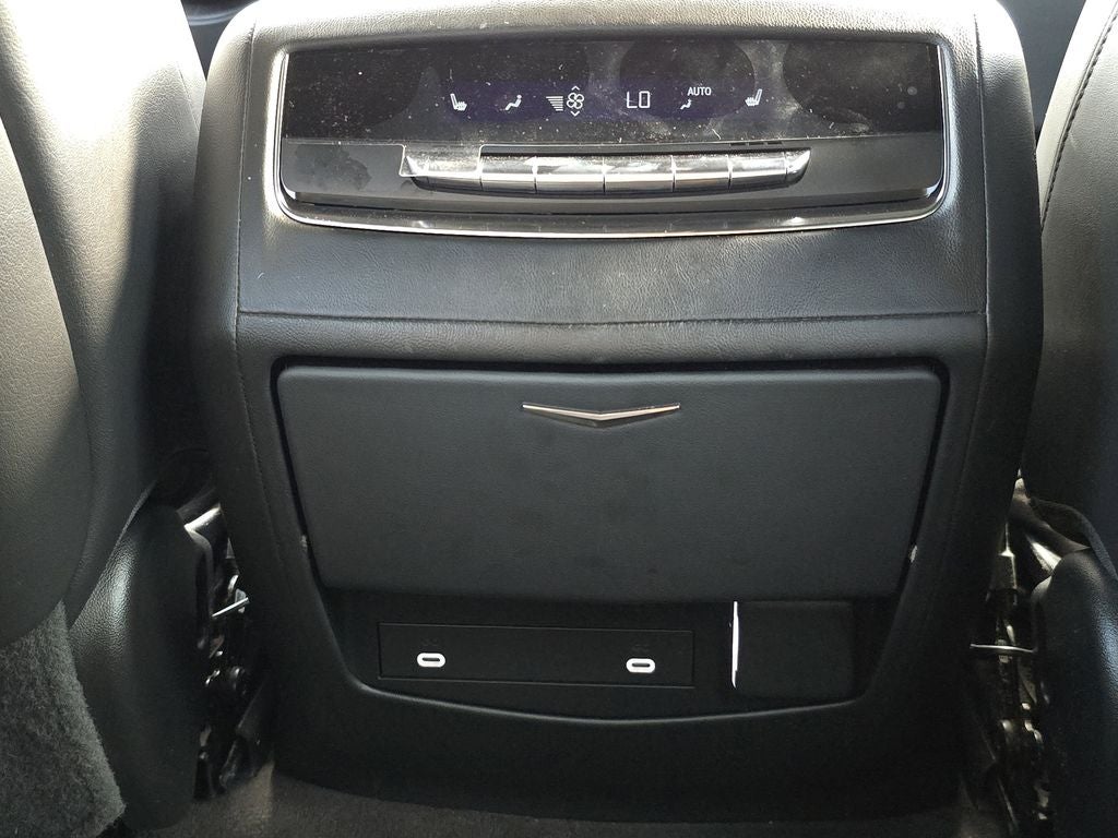 2022 Cadillac Escalade ESV Premium