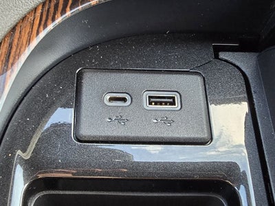 2022 Cadillac Escalade ESV Premium