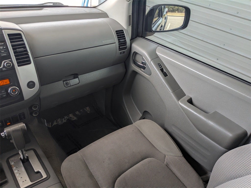 2015 Nissan Frontier SV