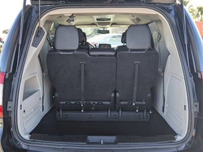 2015 Chrysler Town & Country Touring-L