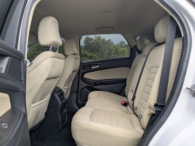 2021 Ford Edge SE