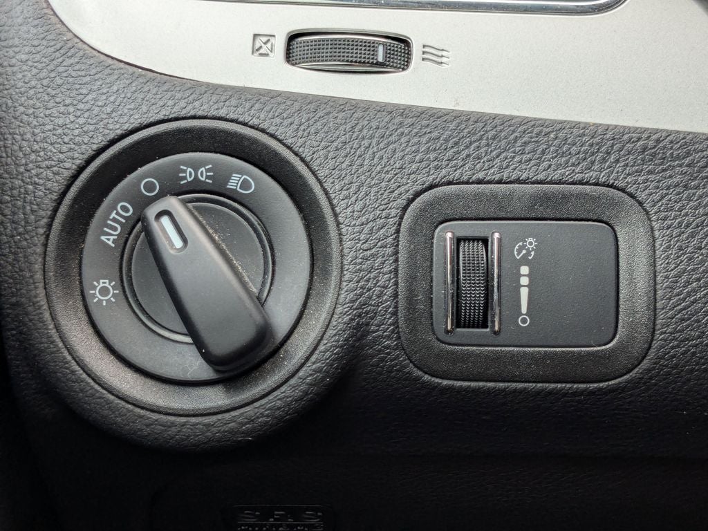 2020 Dodge Journey SE