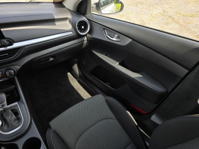 2022 Kia Forte FE