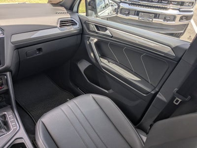 2023 Volkswagen Tiguan 2.0T SE R-Line Black