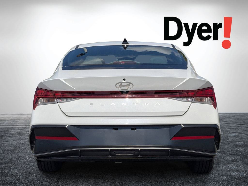 2025 Hyundai Elantra SEL Convenience