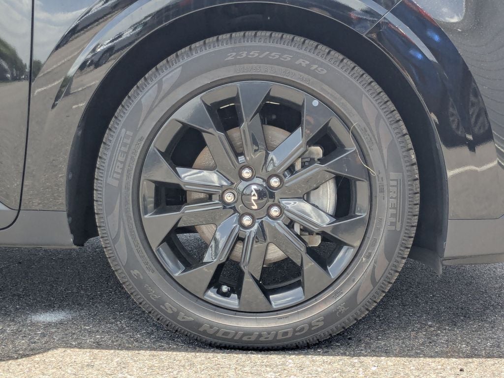 2024 Kia Carnival SX