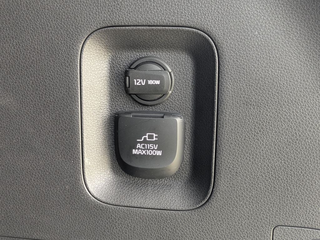 2024 Kia Carnival SX