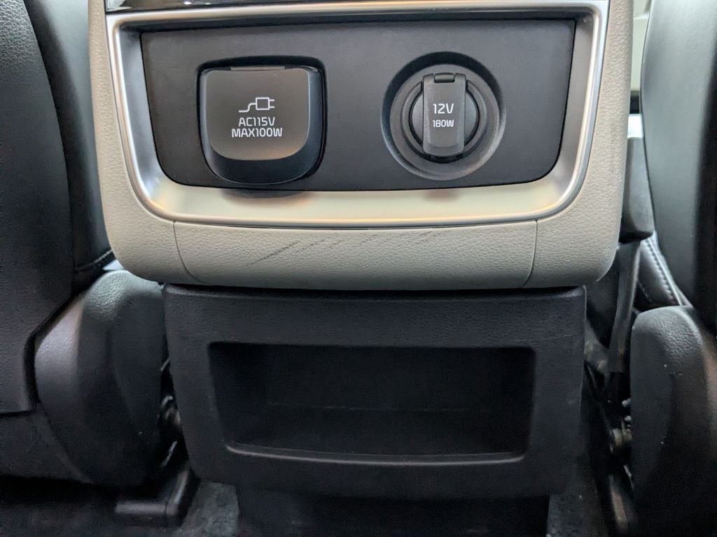 2024 Kia Carnival SX