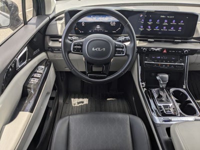 2024 Kia Carnival SX