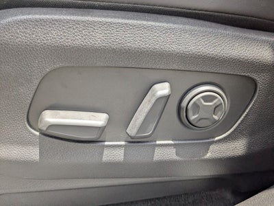 2024 Kia Carnival SX