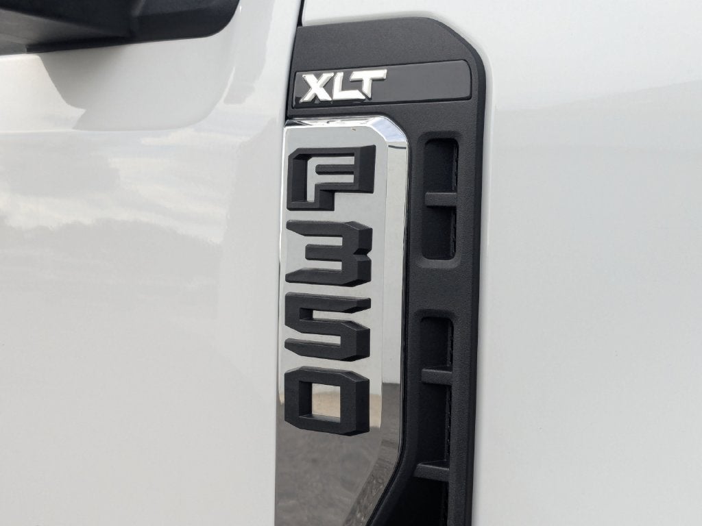 2025 Ford F-350SD XLT DRW