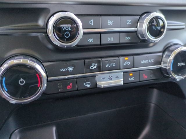 2024 Ford F-150 Lightning XLT