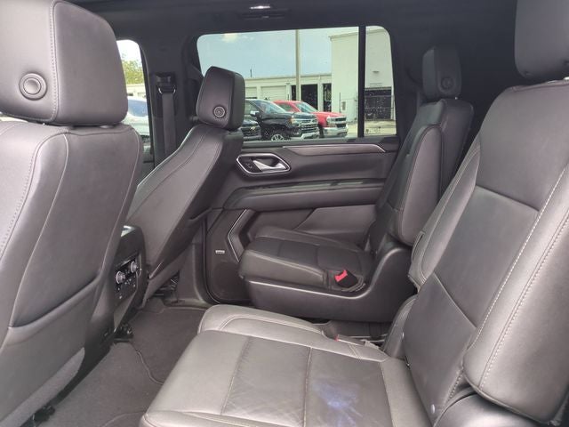 2022 Chevrolet Suburban LT