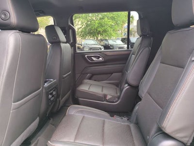 2022 Chevrolet Suburban High Country