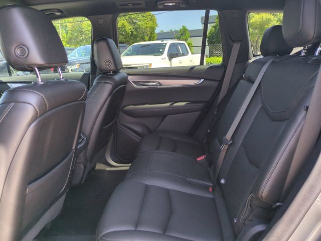 2022 Cadillac XT6 Luxury