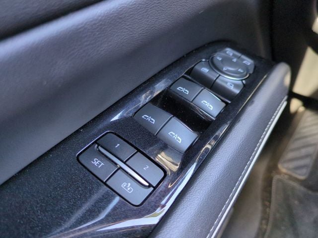 2022 Cadillac Escalade ESV Premium