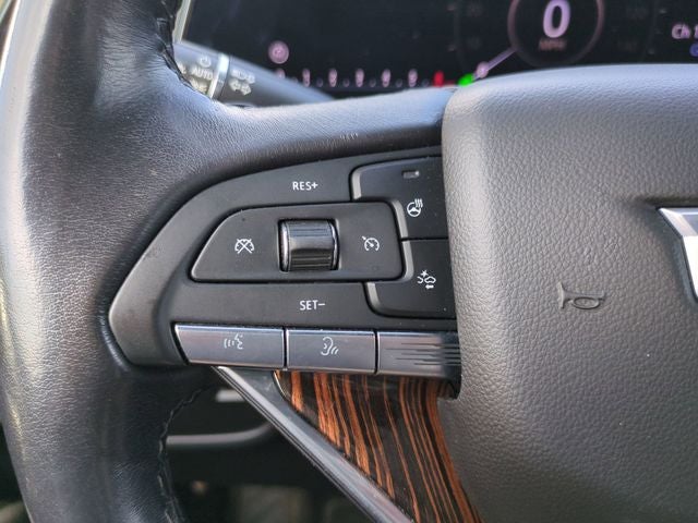 2022 Cadillac Escalade ESV Premium