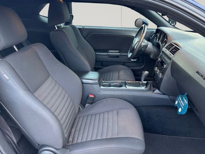 2013 Dodge Challenger SXT