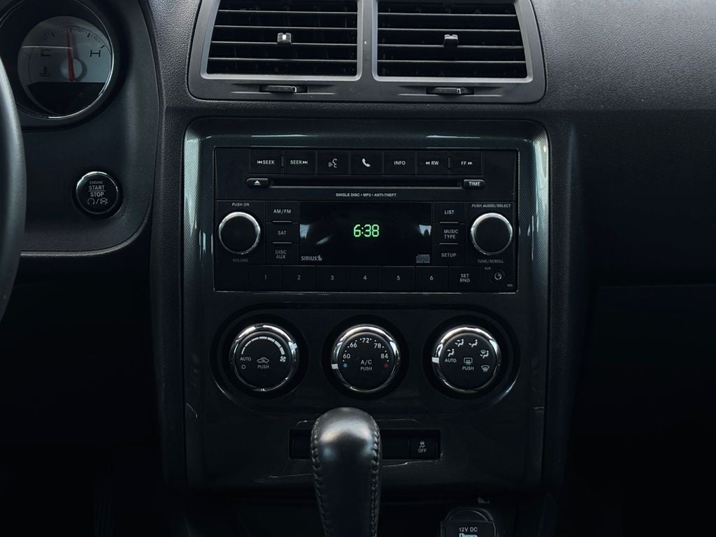 2013 Dodge Challenger SXT