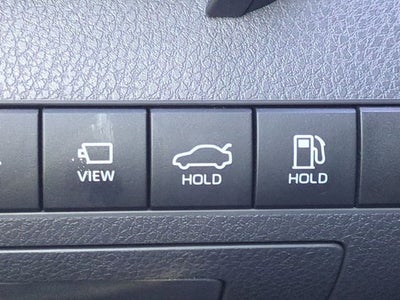 2020 Toyota Camry Hybrid XLE