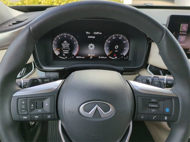 2023 INFINITI QX60 LUXE