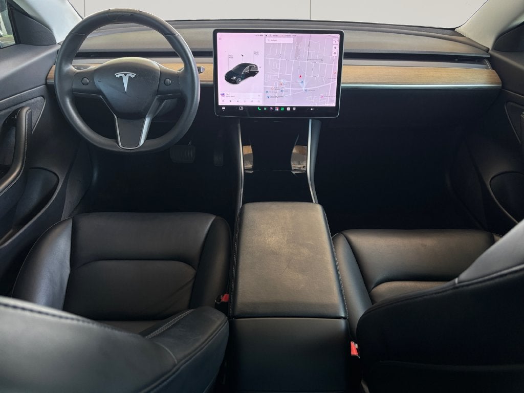 2020 Tesla Model 3 Standard Range