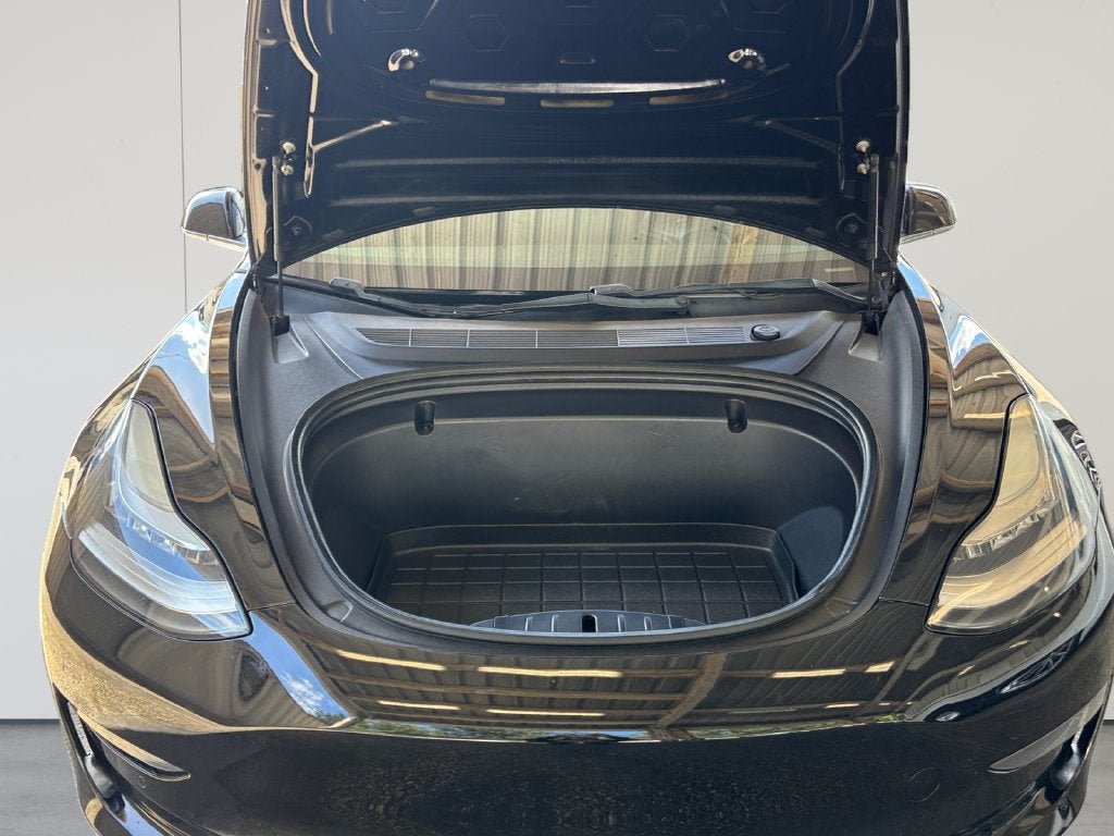 2020 Tesla Model 3 Standard Range