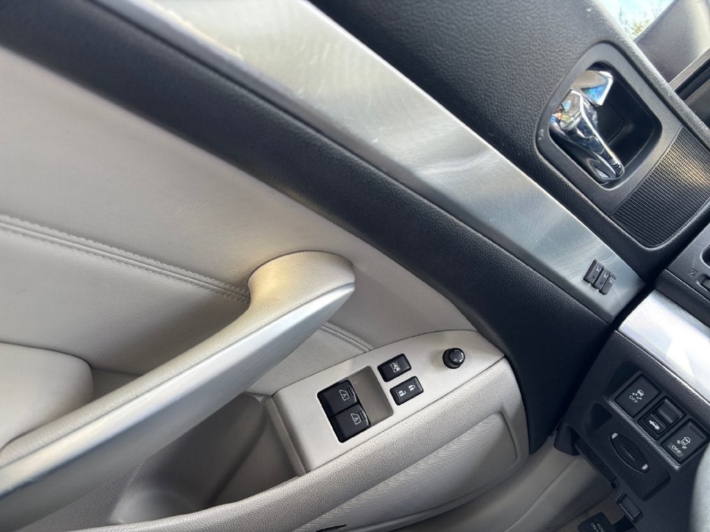 2014 INFINITI Q60 Journey